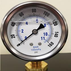 2.5'' Face liquid filled gauges, dual scale, 1/4'' NPT bottom mount 160 PSI 2.5'' liquid filled gauge